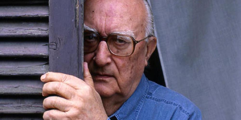 Σε μηχανική υποστήριξη, παραμένει ο διάσημος συγγραφέας Αντρέα Καμιλέρι