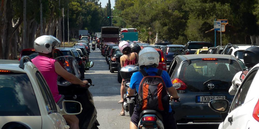 Σαρωτικές αλλαγές στον ΚΟΚ - Θα ενημερωνόμαστε στο κινητό μας για κάθε οδική παράβαση