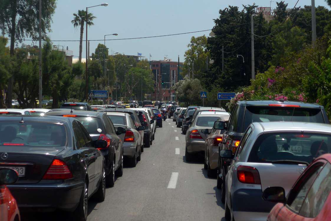 Μποτιλιάρισμα σε Αθήνα και Θεσσαλονίκη – Πού παρατηρούνται τα μεγάλα προβλήματα [χάρτης]