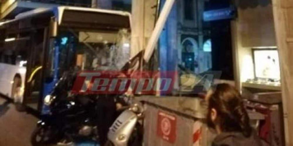 «Τρελό» λεωφορείο σάρωσε τα πάντα στο πέρασμά του στην Πάτρα [βίντεο]