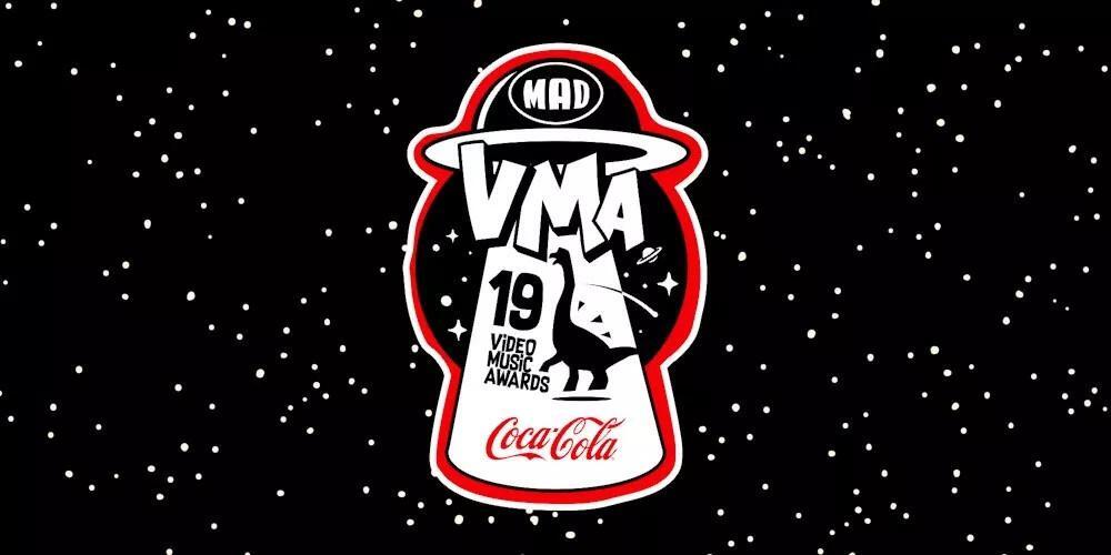 MAD Awards 2019: Πιάστηκαν στα χέρια οι δύο ράπερ Snik και Light - Τους χώρισε ο Ρουβάς [βίντεο]