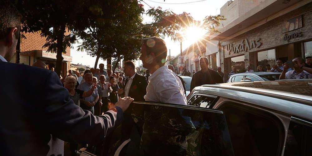 Σε Συριζαίο δήμαρχο πήγε πρώτα ο Κυριάκος Μητσοτάκης: Θα είμαι στο πλευρό όλων των δημάρχων