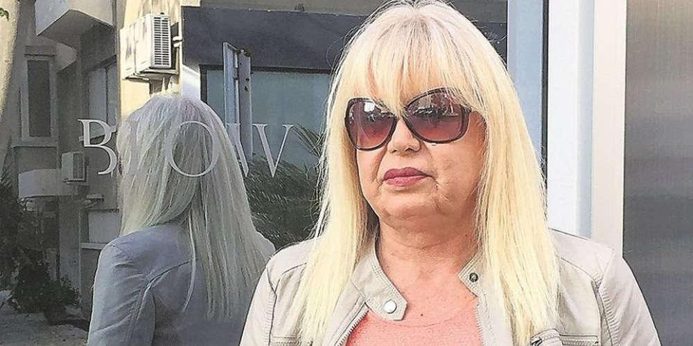 Σοκάρει το χυδαίο μήνυμα της τρανσέξουαλ υποψήφιας του Βαρουφάκη για τους ψηφοφόρους της ΝΔ