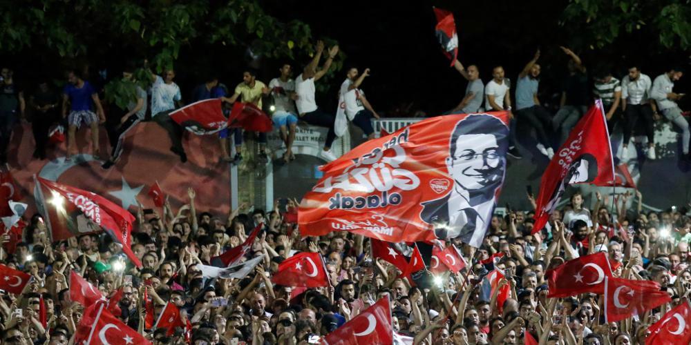 Κάηκε η Κωνσταντινούπολη για την νίκη του Ιμάμογλου – Η απάντηση Ερντογάν