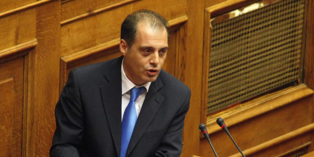 Ιερή οργή για τον Βελόπουλο: Η Ιεραρχία στα… κάγκελα για τις επιστολές του Ιησού