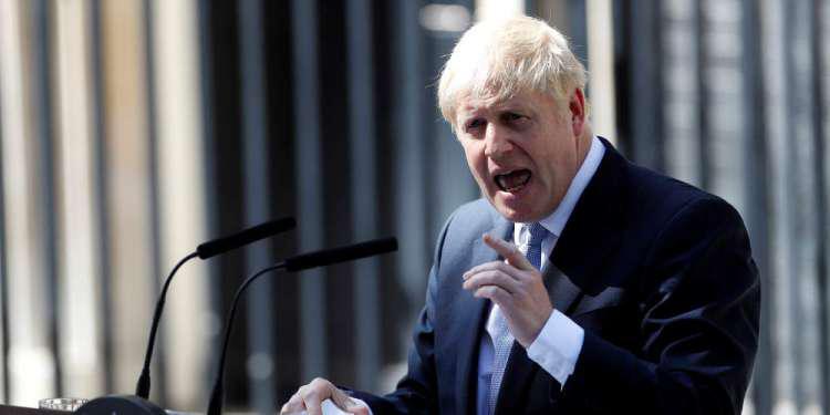 Κορωνοϊός - Μπόρις Τζόνσον: Βελτιώνεται η υγεία του αλλά παραμένει στην εντατική