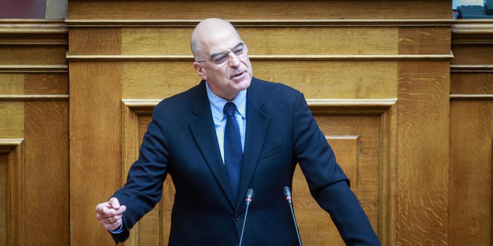 Δένδιας: Η εργαλειοποίηση των ανθρώπων υπονομεύει τις αξίες του ΝΑΤΟ