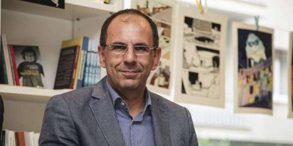 Κόντρα Γεραπετρίτη-Τσακαλώτου στη Βουλή για την ένταση στα νησιά