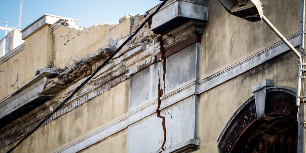 Καλαμαριά: Μπαράζ ελέγχων σε δημοτικά κτίρια – Φόβοι για την ασφάλεια των πολιτών