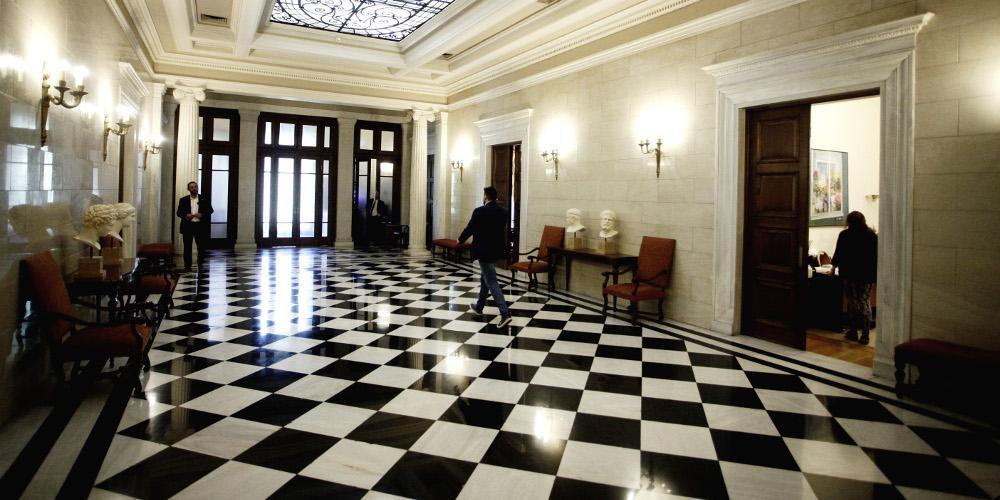 Σενάρια για ανασχηματισμό τον Ιούνιο - Ποια είναι τα πιθανά σενάρια