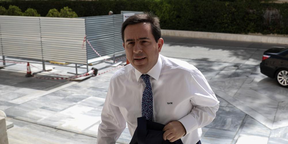 Σε Σάμο και Λέσβο σήμερα ο Μηταράκης θα ενημερωθεί για τα ΚΥΤ