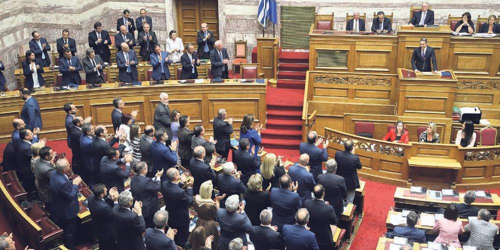 Ανοίγει βηματισμό η κυβέρνηση σε οικονομία και κοινωνία - Μέχρι τέλος του 2019 δέκα νομοσχέδια