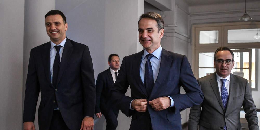 Νέα έκτακτα μέτρα για τον κορονοϊό: Θα κλείσουν σχολεία - Mέτρα και για την οικονομία