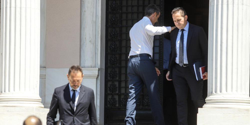 Τι συμφώνησαν Μητσοτάκης και Στουρνάρας για την Οικονομία στο Μαξίμου