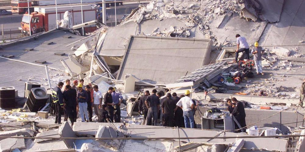 Μαύρη επέτειος: Πέρασαν 20 χρόνια από τον φονικό σεισμό του 1999 [εικόνες & βίντεο]
