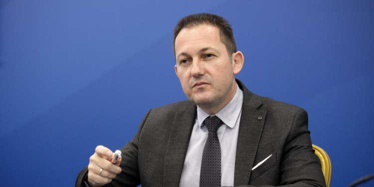 Πέτσας για μελέτη Τσιόδρα-Λύτρα: Κανείς από την κυβέρνηση δεν τη γνώριζε – Δεν υπάρχει Έλληνας που να μην εμπιστεύεται τον Τσιόδρα [βίντεο]