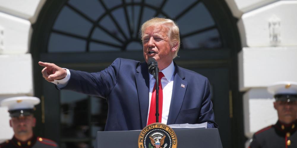 https://www.eleftherostypos.gr/wp-content/uploads/2019/07/trump-usa-t-500.jpg