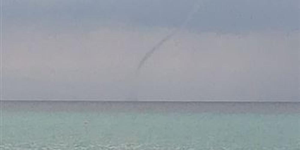 Υδροστρόβιλος σχηματίστηκε στην Άφυτο Χαλκιδικής [εικόνες]