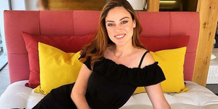 Μπάγια Αντωνοπούλου