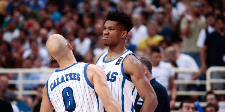 Ξαφνικά... εξαφανίστηκαν: Η... σιωπηρή τιμωρία των διαιτητών του αγώνα Ελλάδα-Τσεχία του Μουντομπάσκετ