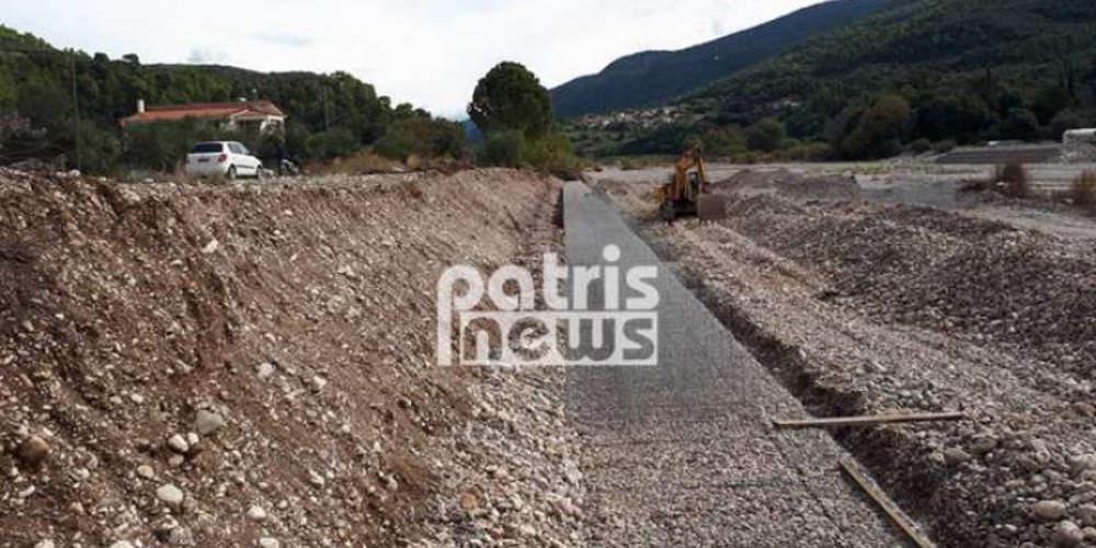 Τραγικό θάνατο βρήκε χειριστής γκρέιντερ στη Νέδα πέφτοντας σε χαράδρα