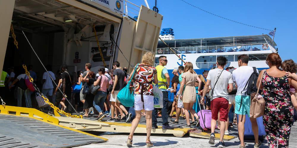 Κορονοϊός: Δωρεάν από τη Δευτέρα (30/8) δύο self tests για τους ανεμβολίαστους που επιστρέφουν από διακοπές - Ποιοι τα δικαιούνται