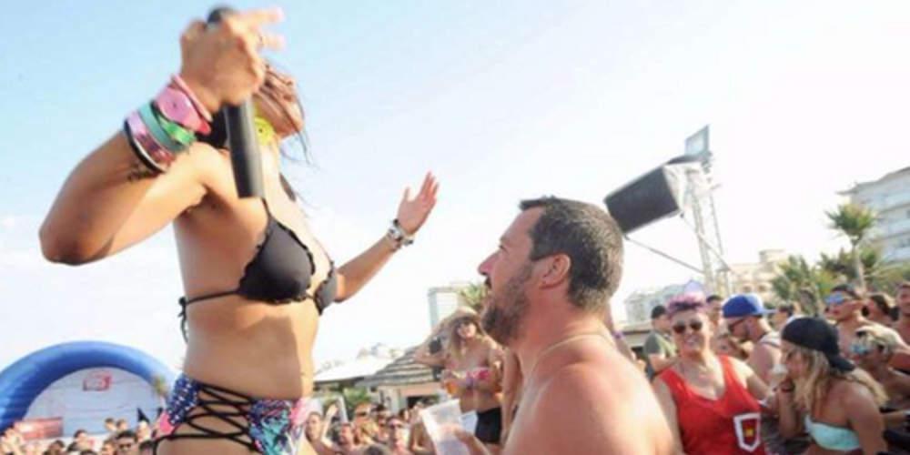 Σάλος στην Ιταλία με τον Σαλβίνι σε ρόλο DJ περιτριγυρισμένος από κοπέλες με μαγιό [βίντεο]