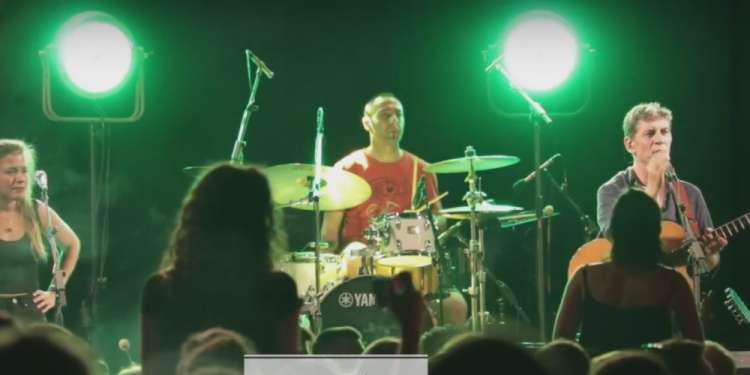 Έξαλλος ο Σωκράτης Μάλαμας σε συναυλία του: Σβήστε το το γαμ..ι [βίντεο]