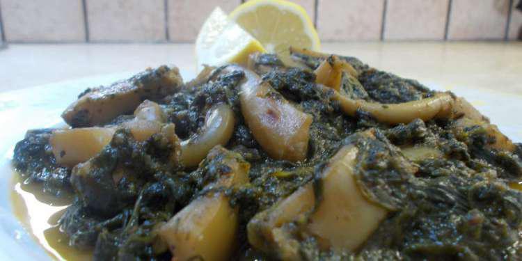 Η συνταγή της ημέρας: Σουπιές με σπανάκι και μυρωδικά