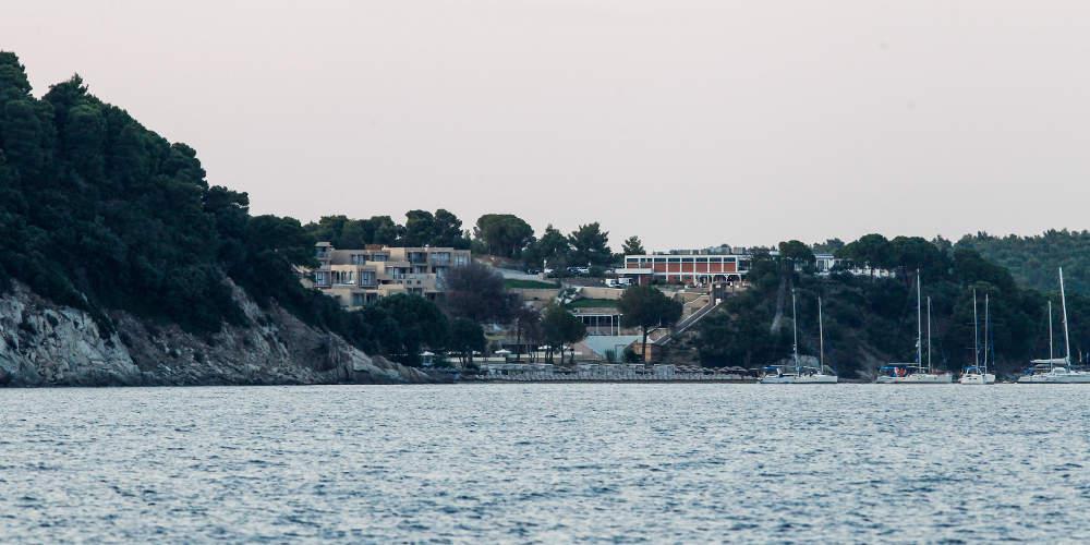 Έκκληση δημάρχων Σκιάθου, Σκοπέλου και Αλοννήσου: Βάλτε τα νησιά μας σε απομόνωση – Φόβος για τους «εκδρομείς» του Πάσχα