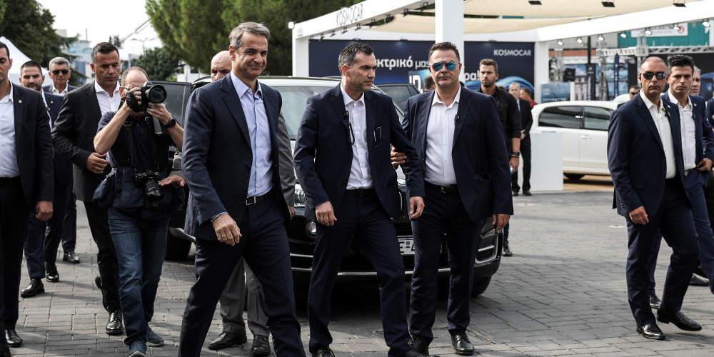 Στη ΔΕΘ ο Μητσοτάκης: Οι βόλτες στα περίπτερα κα οι συναντήσεις [εικόνες & βίντεο]