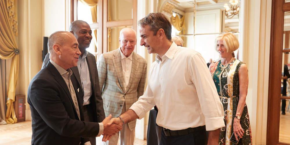 Συνάντηση Μητσοτάκη-Pfizer: Η Ελλάδα μπορεί να γίνει το ευρωπαϊκό success story