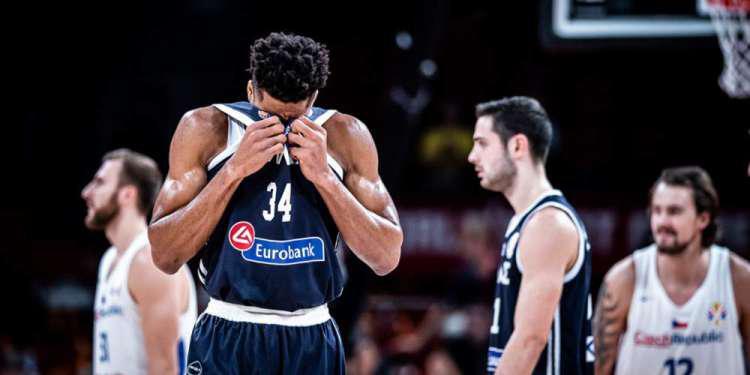 Μουντομπάσκετ 2019: Δεν τα κατάφερε η Εθνική – Νίκησε 84-77 την Τσεχία αλλά δεν κάλυψε τη διαφορά