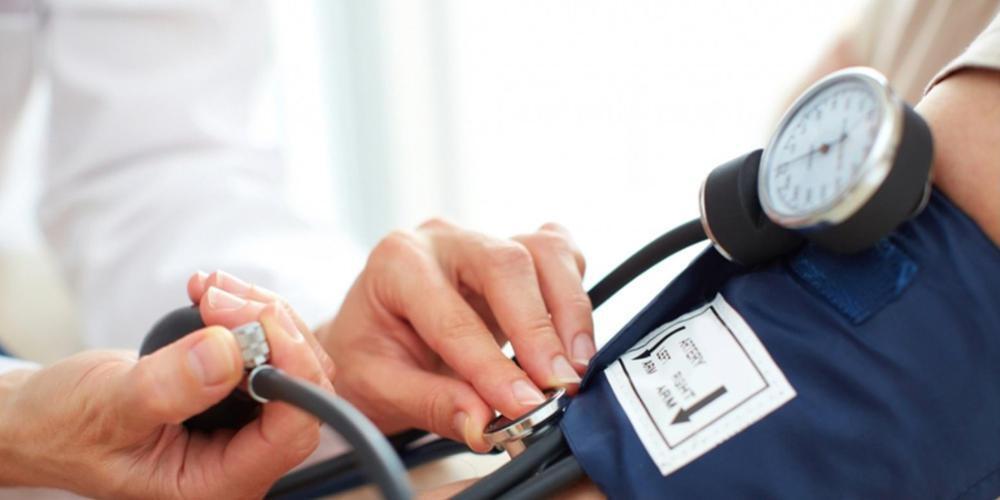 Υψηλότερος ο κίνδυνος υπέρτασης για όσους πάσχουν από περιοδοντίτιδα