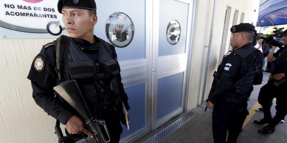 Έξι νεκροί από επίθεση ενόπλων σε κηδεία στην Γουατεμάλα