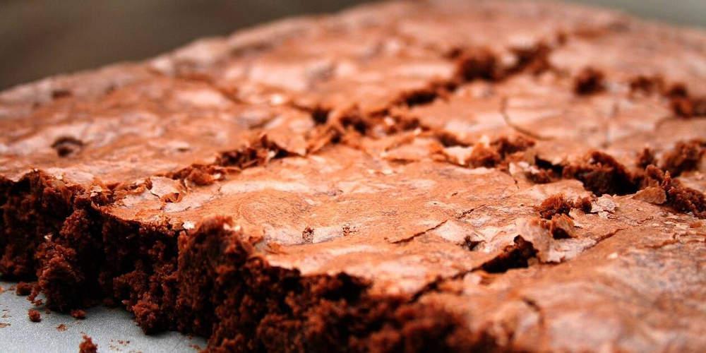 Απίστευτο: Σέρβιραν κεκάκια μαριχουάνας σε κηδεία στη Γερμανία