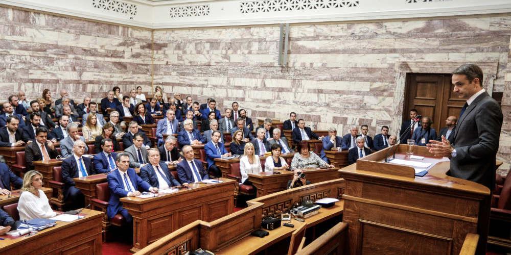 «Γκάζια» από τον Μητσοτάκη: Οι 11 πρωτοβουλίες για τις επόμενες 100 μέρες