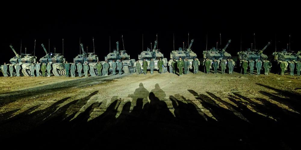 Απρόοπτο με τη φρεγάτα «Έλλη» - Εντυπωσιακές εικόνες από την άσκηση «Παρμενίων 2019»