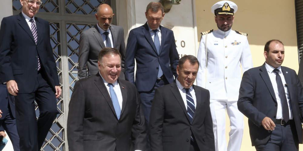 Σε φιλικό κλίμα η συνάντηση Παναγιωτόπουλου-Πομπέο: Τι συζήτησαν