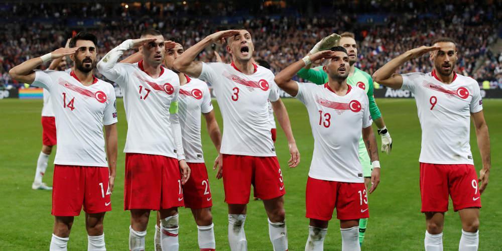 Αφαίρεση του τελικού του Champions League από την Κωνσταντινούπολη ζητά Ιταλός υπουργός