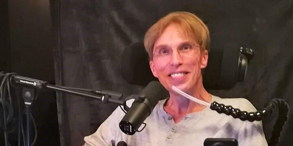 Απίστευτο: Επιστήμονας σε τελικό στάδιο νόσου μετέτρεψε τον εαυτό του σε cyborg