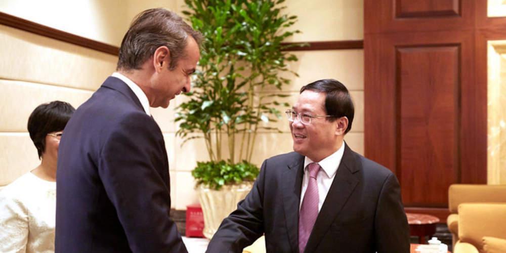 Επίσκεψη Μητσοτάκη στη Σαγκάη: Ο Πειραιάς να γίνει το πρώτο λιμάνι της Μεσογείου