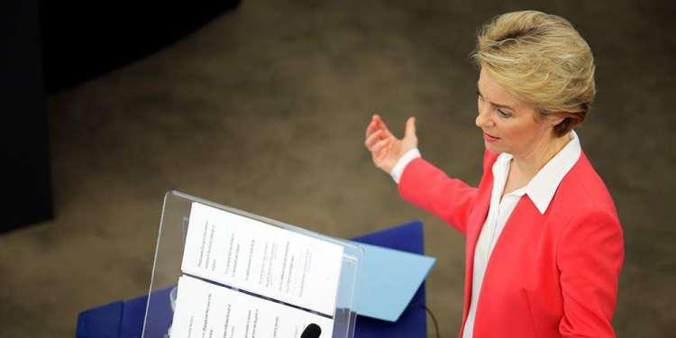 Φον ντερ Λάιεν: Να επιστρέφουν στις πατρίδες τους όσοι δεν έχουν δικαίωμα παραμονής στην ΕΕ