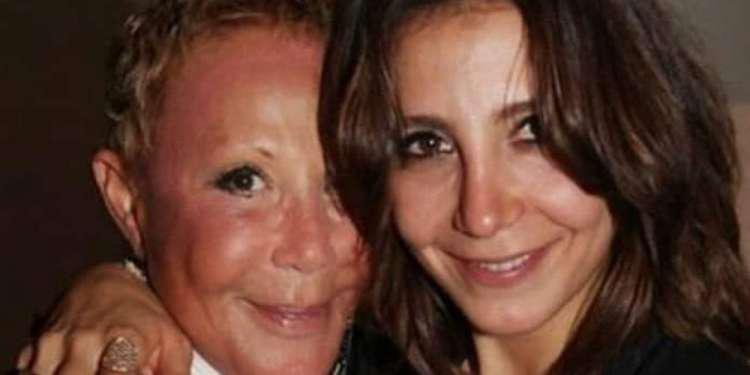 Η Ζωή Λάσκαρη και η κόρη της στο Μονακό: Σπάνια φωτογραφία από το 2002