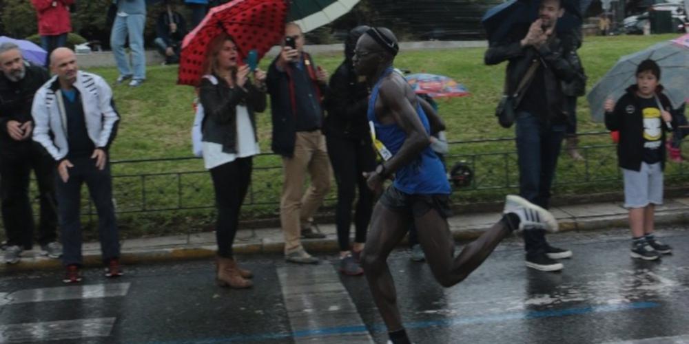 Πρώτος ο Κενυάτης Κόμεν στον 37ο Μαραθώνιο της Αθήνας - Για τρίτη φορά Πανελληνιονίκης ο Γκελαούζος