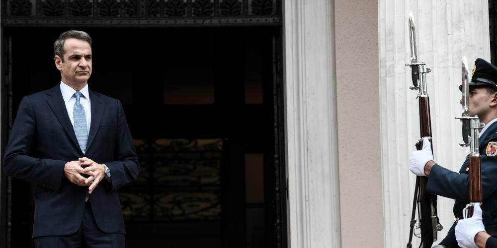 Η κυβέρνηση επιστρέφει στη μεσαία τάξη όσα έχασε επί ΣΥΡΙΖΑ