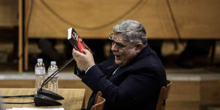 Το «ίδιο βιολί» ο Μιχαλολιάκος: Δεν υπάρχει καμία εγκληματική οργάνωση