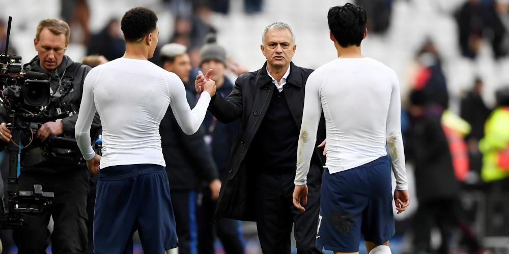 Μουρίνιο: Θα μισήσω όποιον πει ότι είχε αντίκτυπο η παρουσία μου στη νίκη