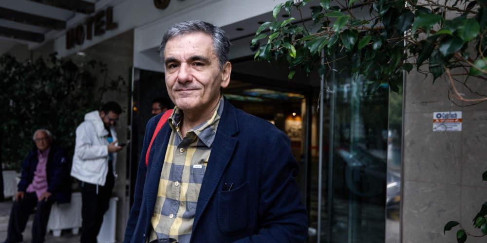 Θύμα διάρρηξης ο Τσακαλώτος - Του έσπασαν μέχρι και τον τοίχο [εικόνες] ΣΥΡΙΖΑ