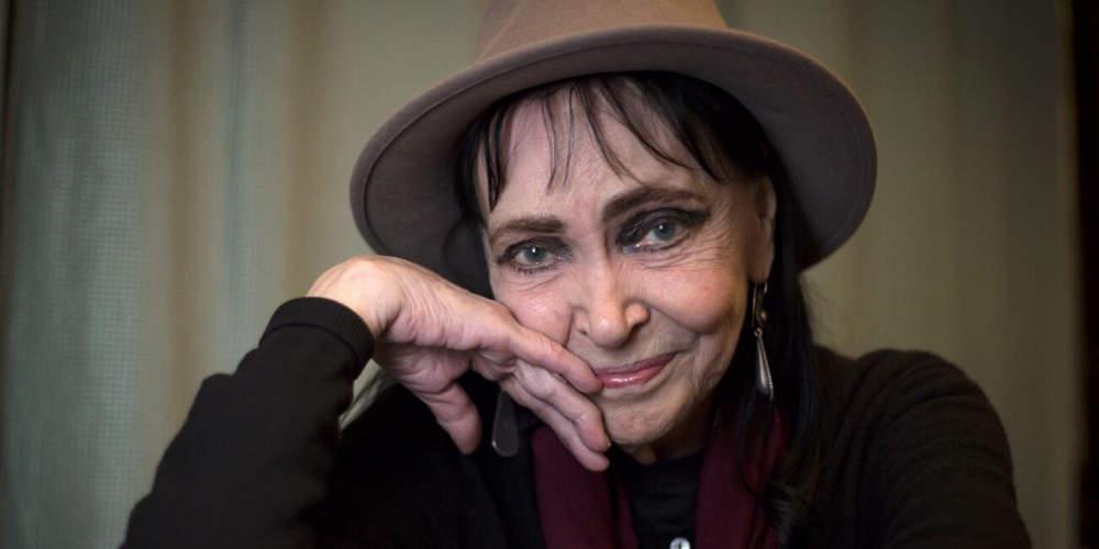 Πέθανε η Γαλλίδα ηθοποιός Άννα Καρίνα – Ήταν η μούσα του Γκοντάρ